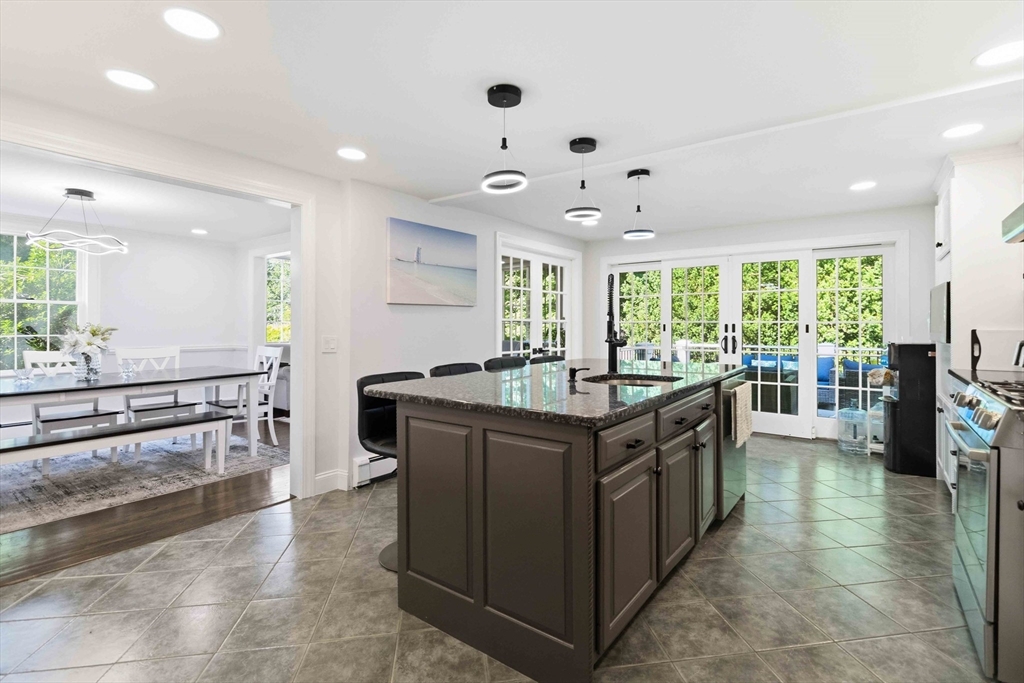 3 Sprague Road Wellesley, MA 02481 - Photo 5 of 42