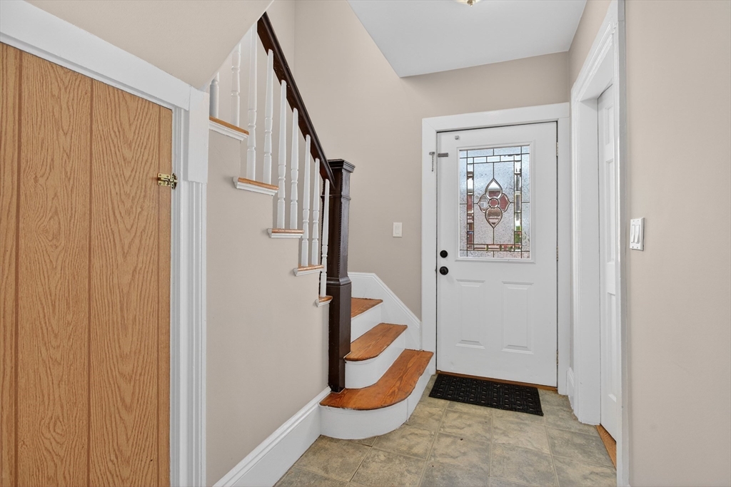 49 Springvale Avenue Lynn, MA 01904 - Photo 2 of 15