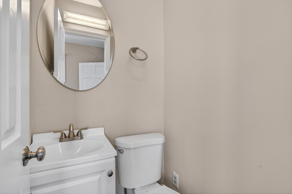 49 Springvale Avenue Lynn, MA 01904 - Photo 4 of 15