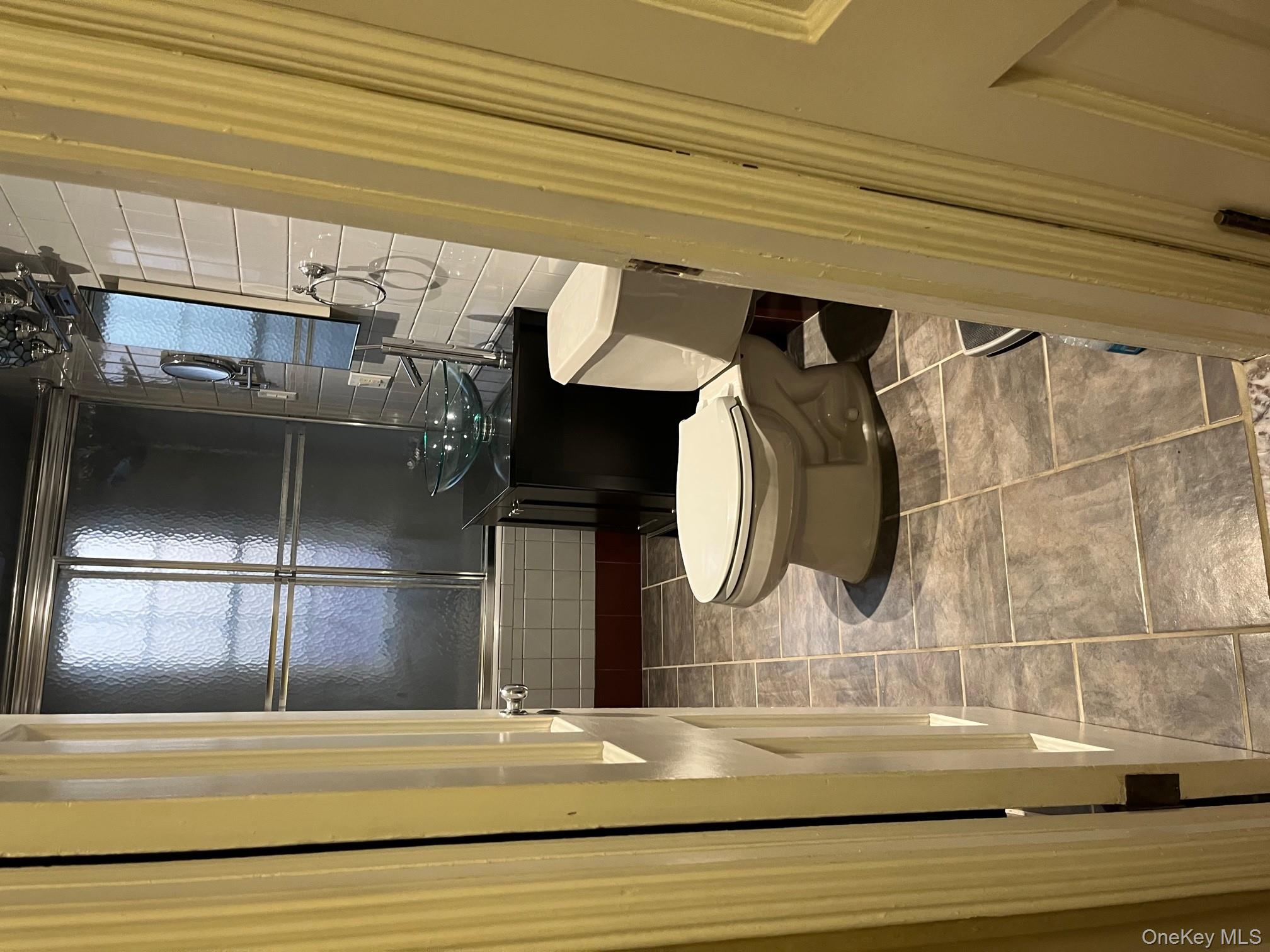 1270 White Plains Road Bronx, NY 10472 - Photo 1 of 10