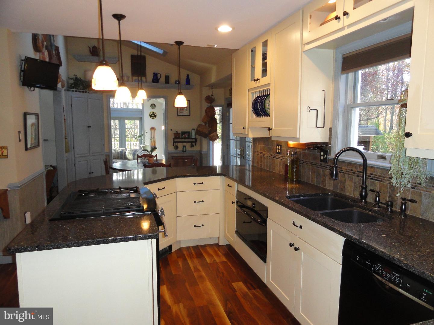 4380 Upper Ridge Road Pennsburg, PA 18073 - Photo 6 of 25 Kitchen