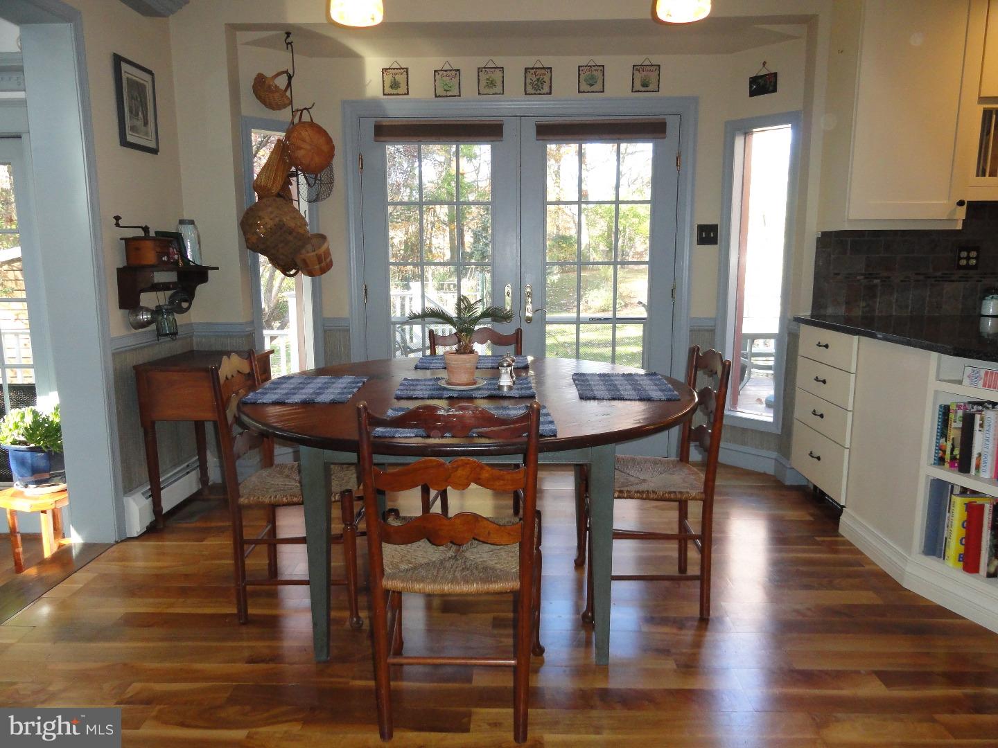 4380 Upper Ridge Road Pennsburg, PA 18073 - Photo 9 of 25 Breakfast Room