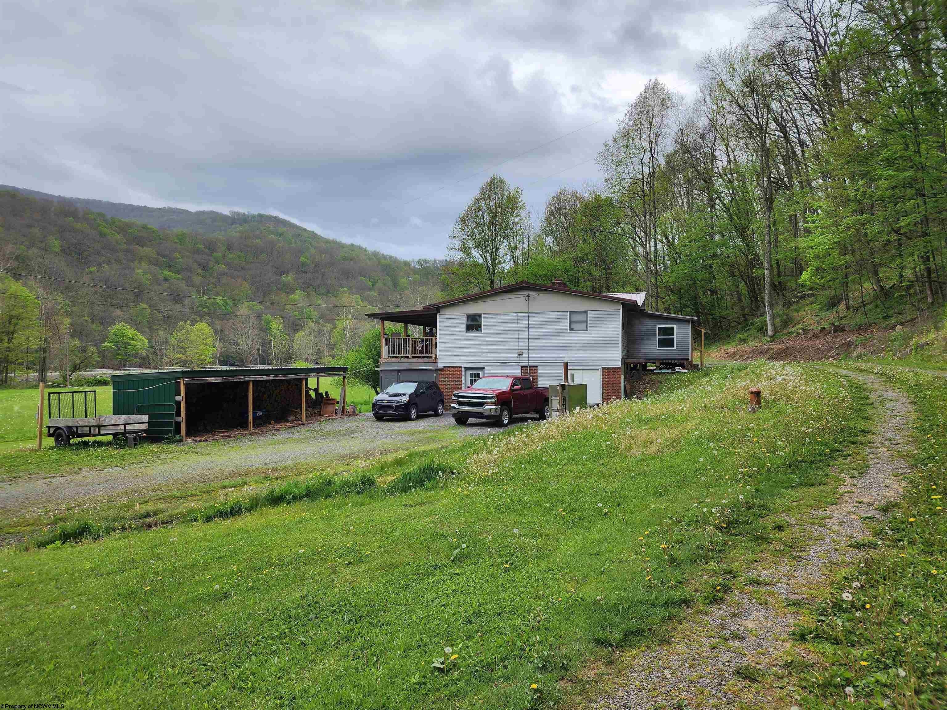 89 Snyder Road Harman, WV 26270 - Photo 4 of 33 Gallery Image 4