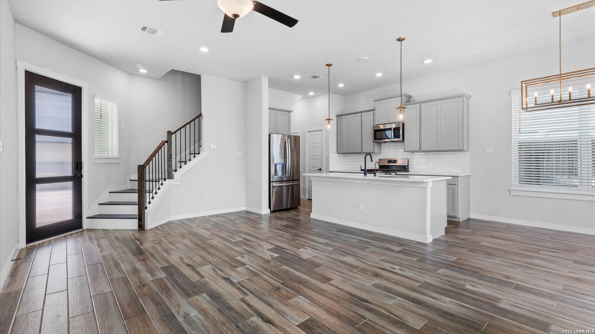 5843 Whitby Road, Unit 17 San Antonio, TX 78240 - Photo 2 of 18