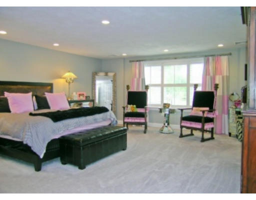 35 Andrea Circle, Unit 35 Needham, MA 02494 - Photo 11 of 21