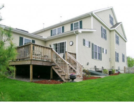 35 Andrea Circle, Unit 35 Needham, MA 02494 - Photo 19 of 21