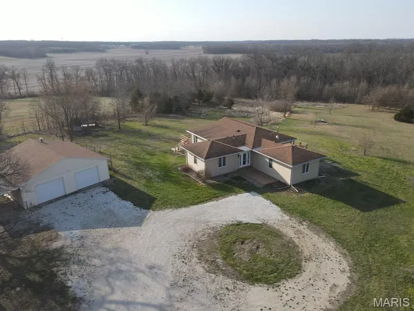 $360,000 | 3181 Highway P Durham Mo 63438, Durham, MO 63438