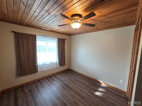 $360,000 | 3181 Highway P Durham Mo 63438, Durham, MO 63438