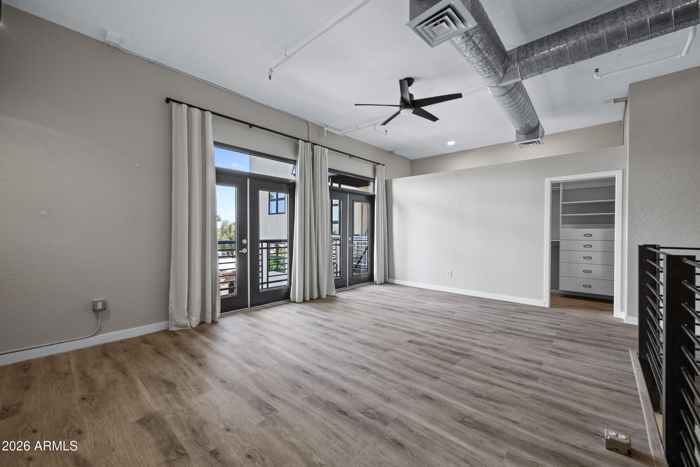 914 East Osborn Road, Unit 208 Phoenix, AZ 85014 - Photo 16 of 28 914 E Osborn Rd Unit 208-17