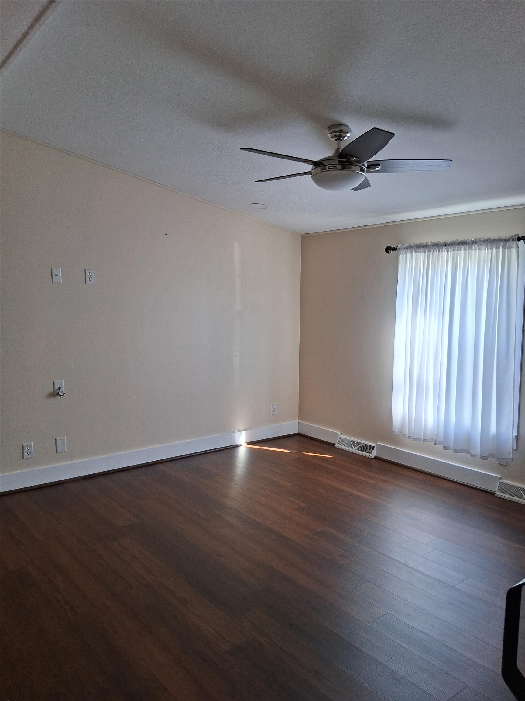 14 Independence Drive Dover, NH 03820 - Photo 6 of 9