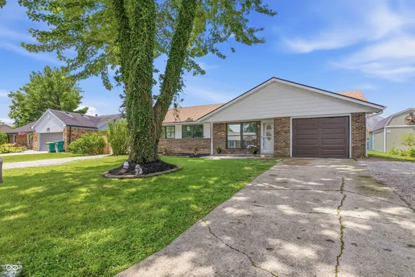 $319,900 | 234 Meadow Lane, Plainfield, IN 46168
