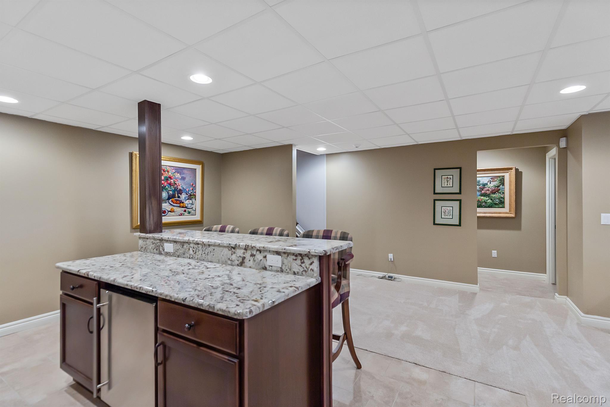 2677 Monarch Court Rochester, MI 48306 - Photo 39 of 43 Gallery Image 39