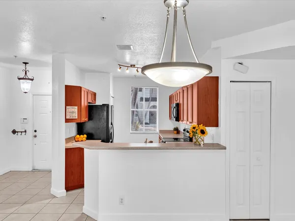 $299,000 | 513 Bayfront Drive, Boynton Beach, FL 33435