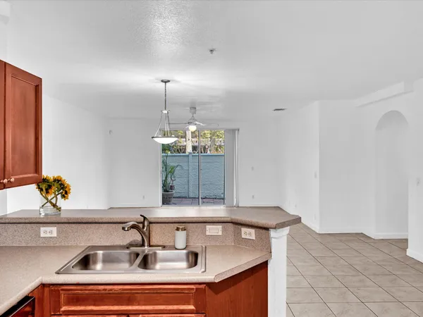 $299,000 | 513 Bayfront Drive, Boynton Beach, FL 33435