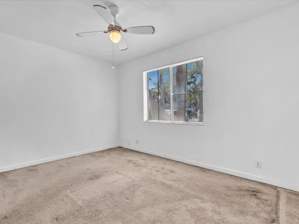 $299,000 | 513 Bayfront Drive, Boynton Beach, FL 33435