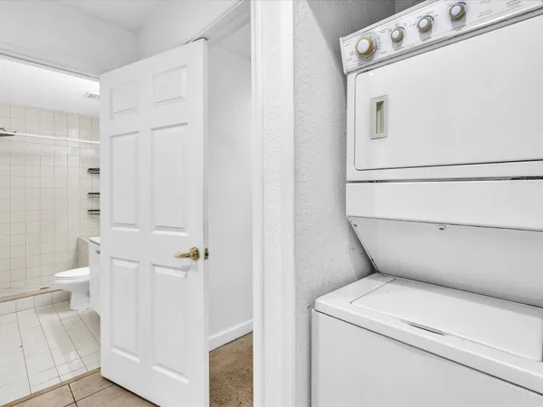 $299,000 | 513 Bayfront Drive, Boynton Beach, FL 33435