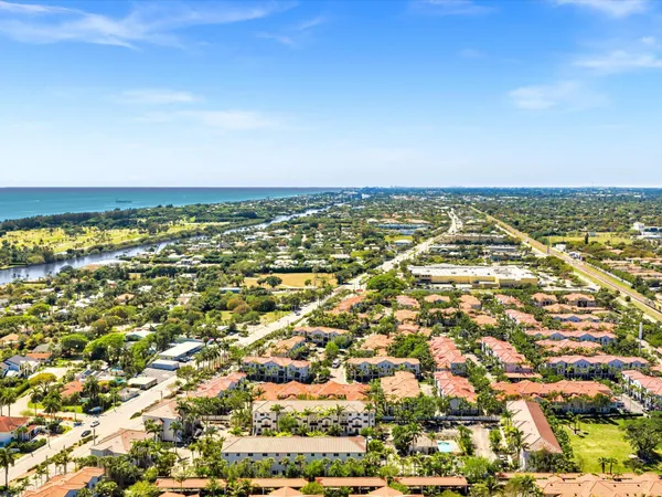 $299,000 | 513 Bayfront Drive, Boynton Beach, FL 33435