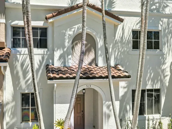 $299,000 | 513 Bayfront Drive, Boynton Beach, FL 33435