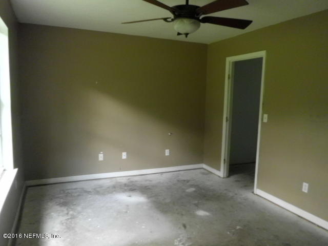 1800 Bennett Road St. Augustine, FL 32092 - Photo 18 of 24 a view of an empty room