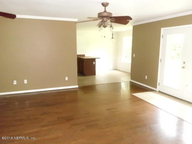 1800 Bennett Road St. Augustine, FL 32092 - Photo 3 of 24 en view with an empty room
