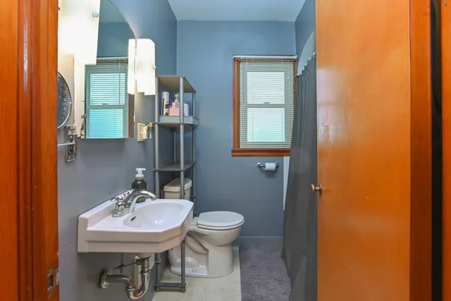 $214,900 | 1021 Navarino Street, Algoma, WI 54201