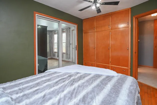 $214,900 | 1021 Navarino Street, Algoma, WI 54201