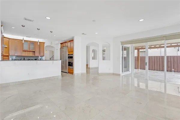 $6,100 | 11304 Northwest 79th Lane, Doral, FL 33178