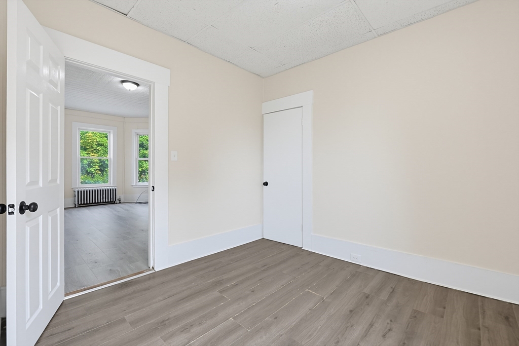 230 Pleasant Street Worcester, MA 01609 - Photo 11 of 41