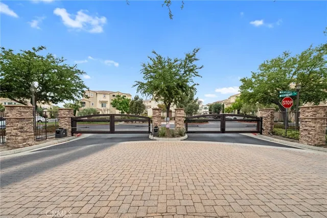 $524,999 | 44932 Bellflower Lane, Unit 42, Temecula, CA 92592