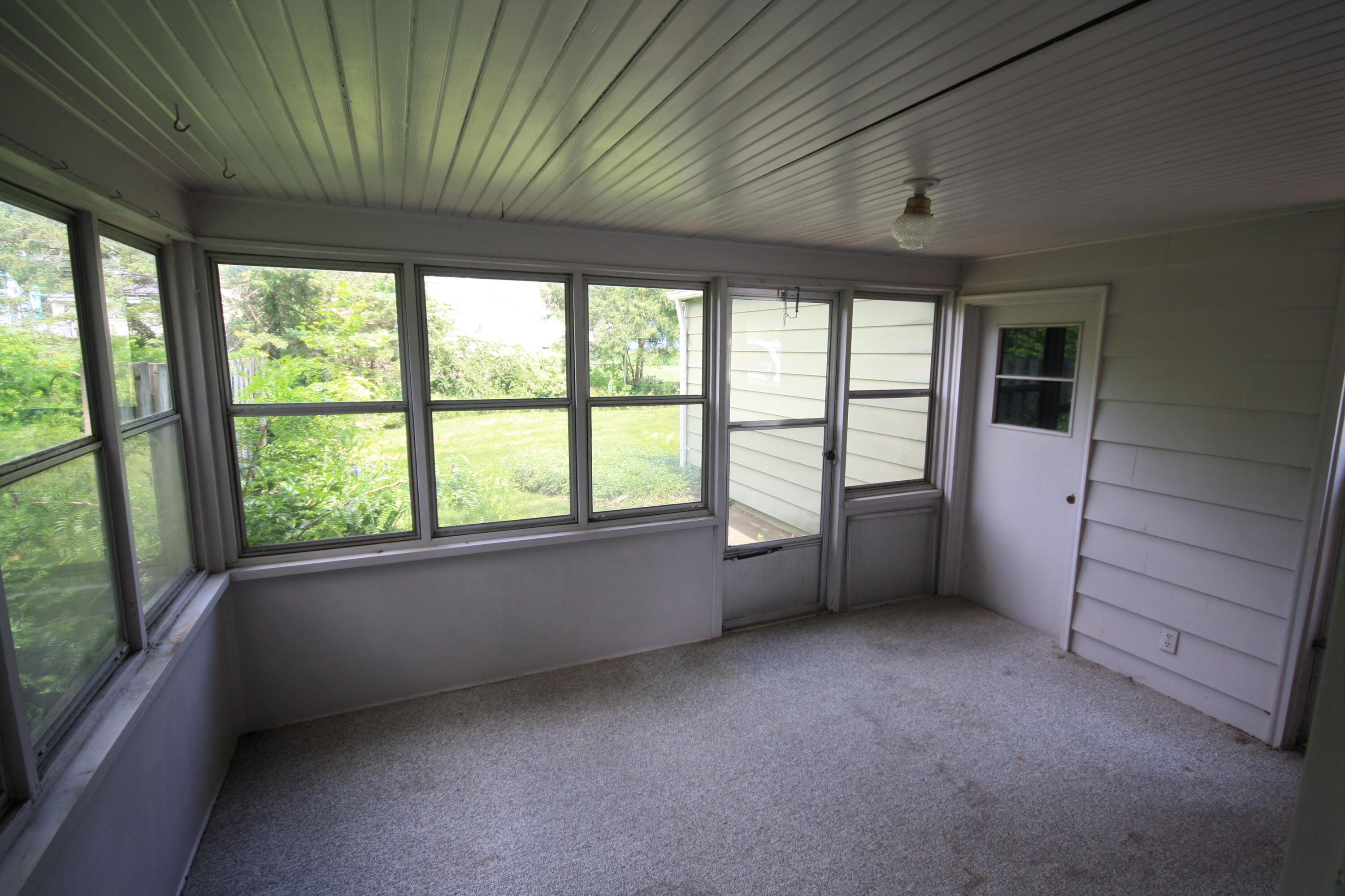 2908 Olney Road Kalamazoo, MI 49006 - Photo 17 of 17 IMG_7140