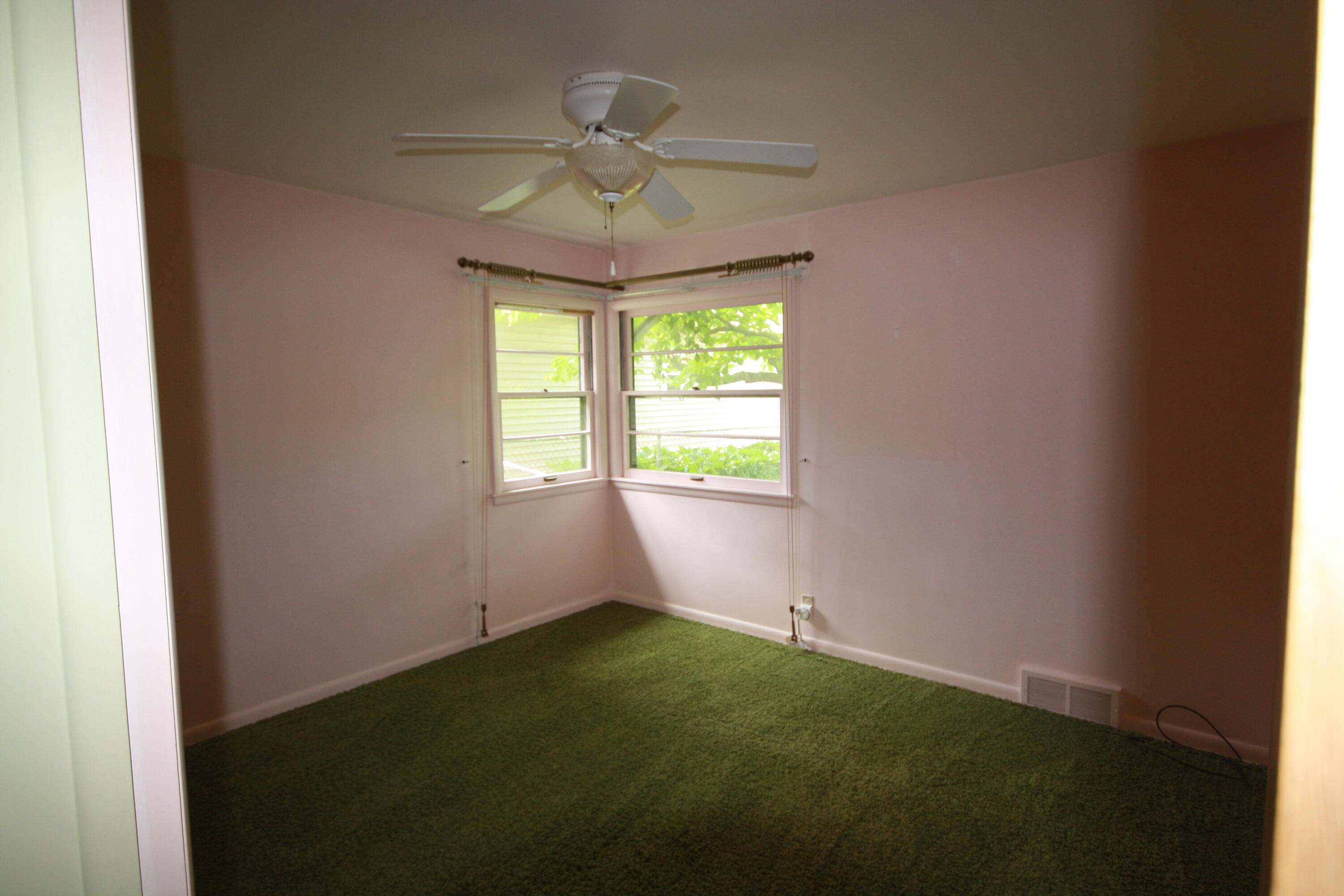 2908 Olney Road Kalamazoo, MI 49006 - Photo 9 of 17 IMG_7131