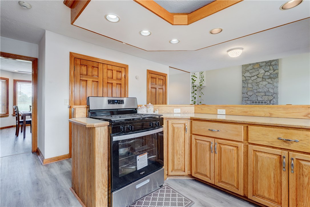289 Island Cottage Road Greece, NY 14612 - Photo 13 of 36