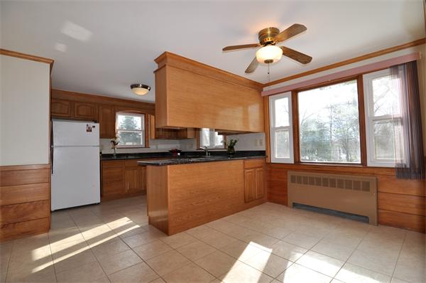 17 Skyview Road Lexington, MA 02420 - Photo 8 of 19 Gallery Image 8
