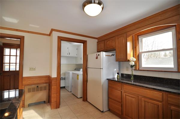 17 Skyview Road Lexington, MA 02420 - Photo 9 of 19 Gallery Image 9