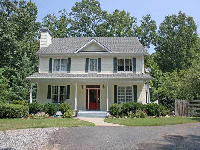 1835 Cox Road Roswell, GA 30075 - Photo 1 of 1 Gallery Image 1