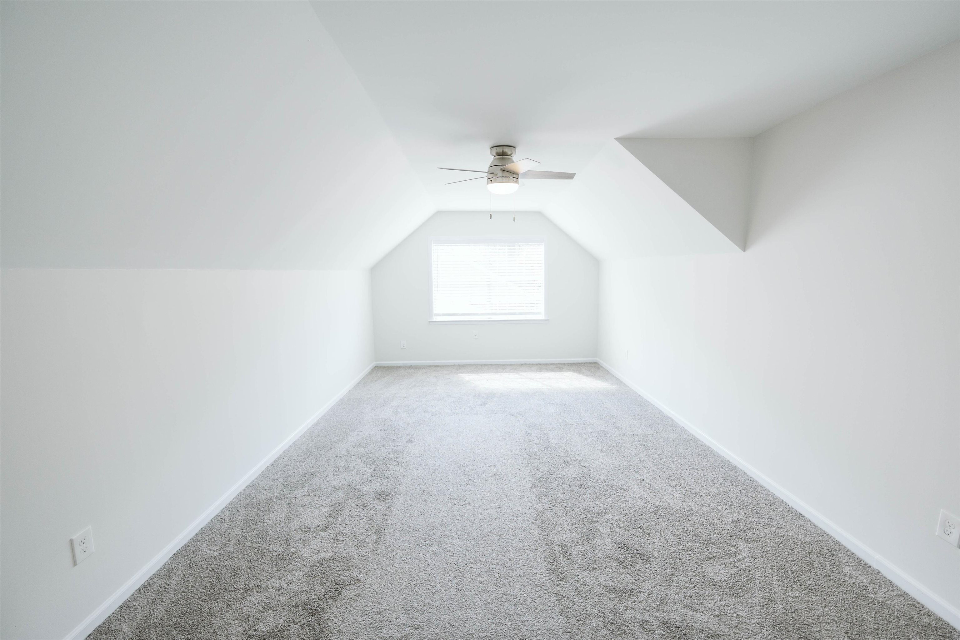 360 Burley Road Collierville, TN 38017 - Photo 13 of 21 an empty room with a window