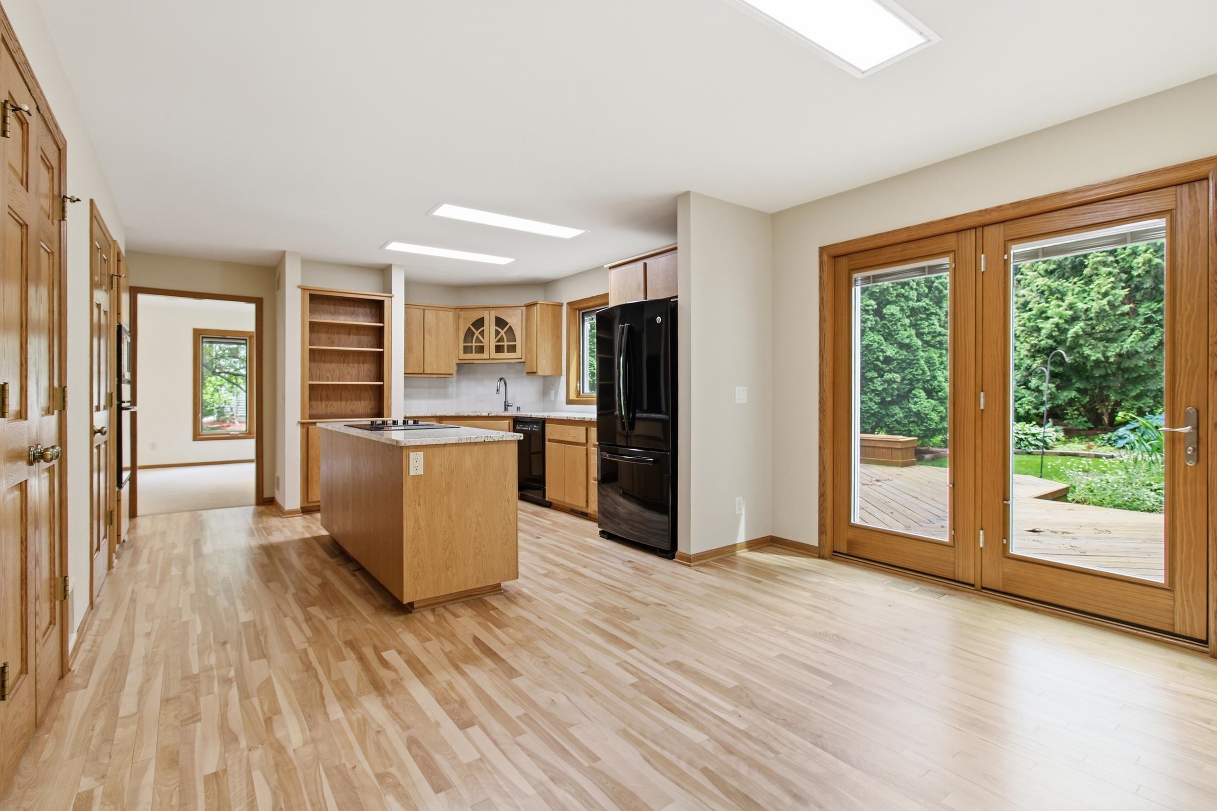 913 Sauk Ridge Madison, WI 53717 - Photo 7 of 32