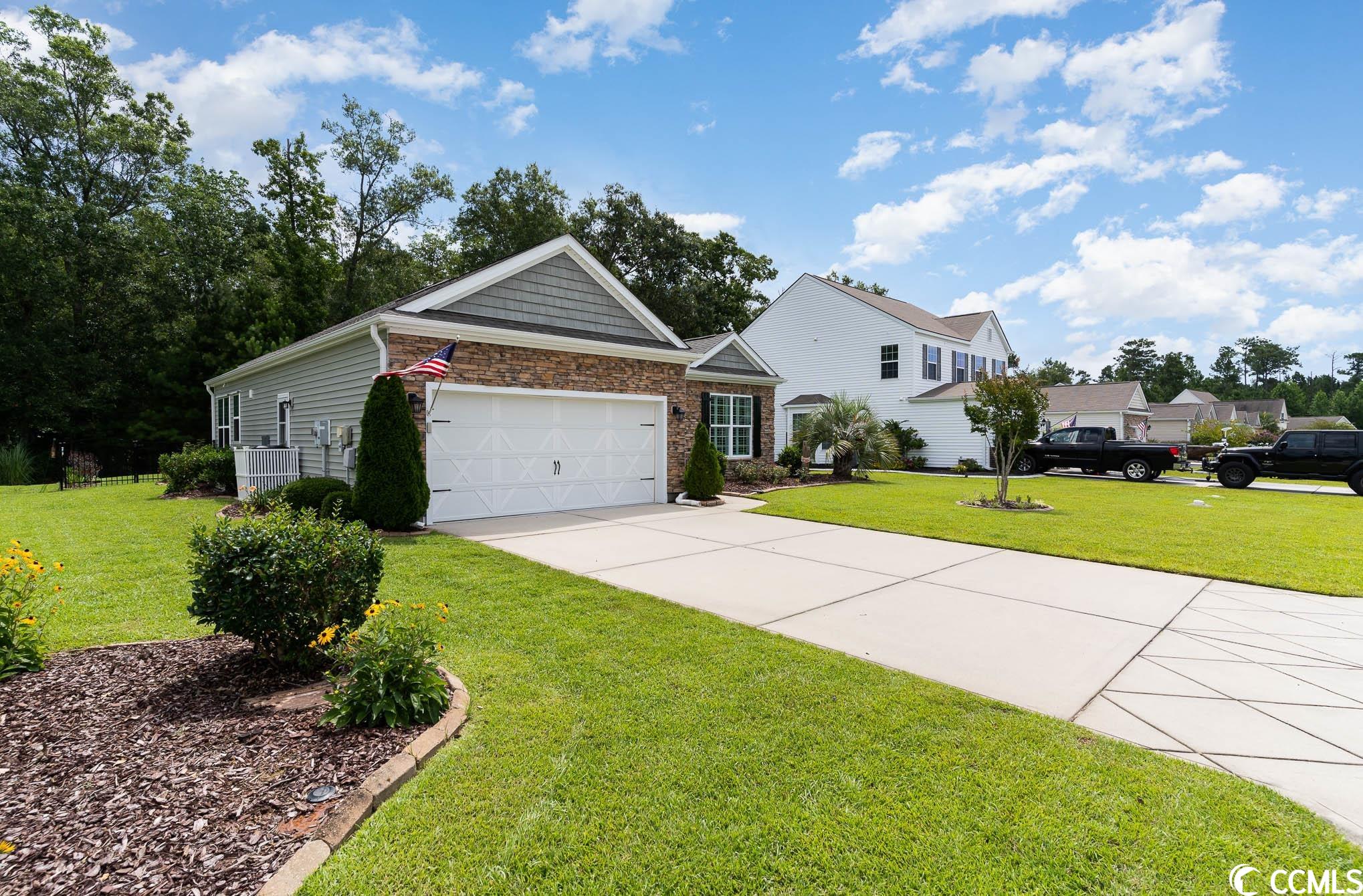 911 Callant Drive Little River, SC 29566 - Photo 3 of 40