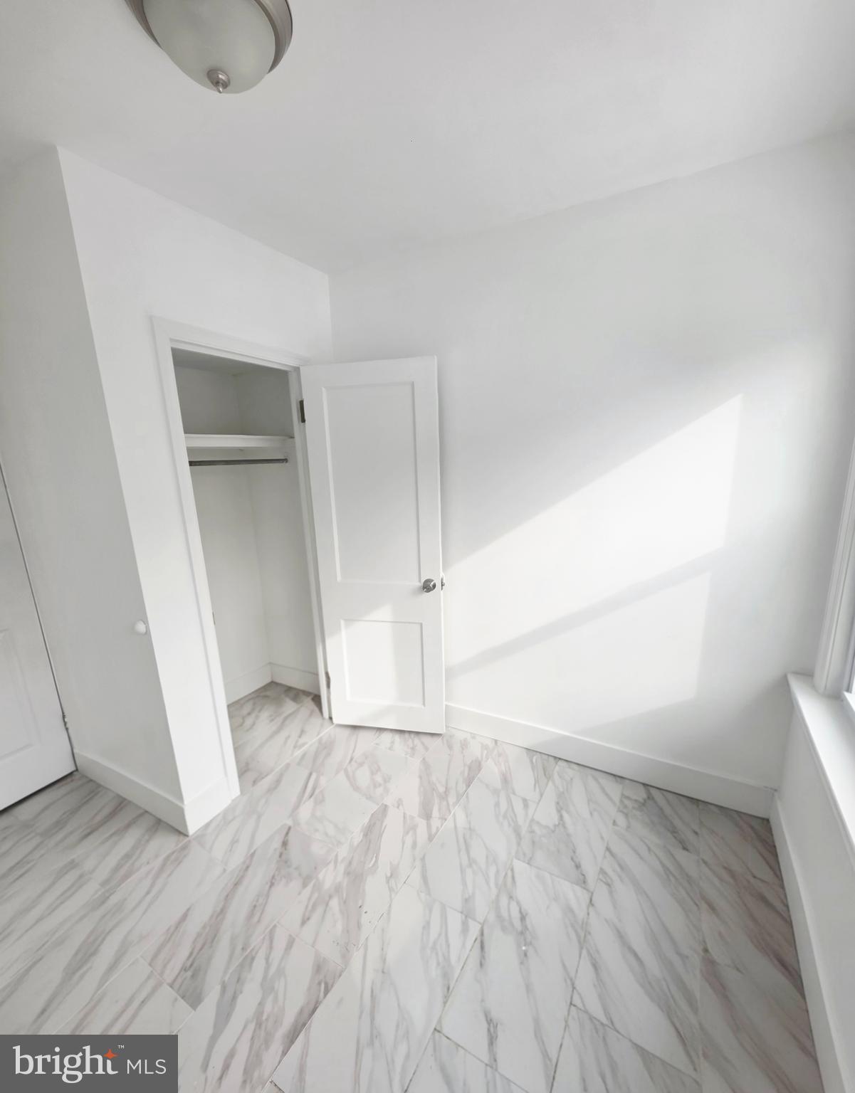 6965 Clinton Road Upper Darby, PA 19082 - Photo 3 of 23