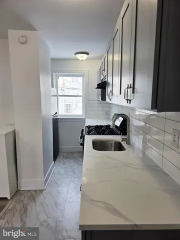 $1,750 | 6965 Clinton Road, Upper Darby, PA 19082