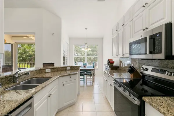 $425,000 | 285 Cays Drive, Unit 2306, Naples, FL 34114