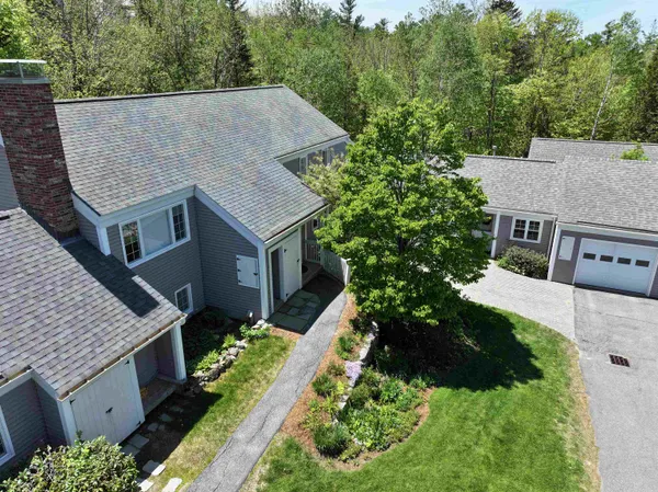 $398,000 | 144 Hilltop Place, New London, NH 03257