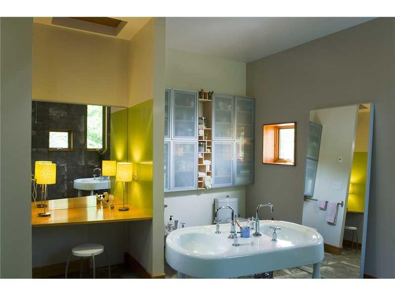 726 Falls Bridge Road Blue Hill, ME 04614 - Photo 14 of 25 Master Bath/Spa.