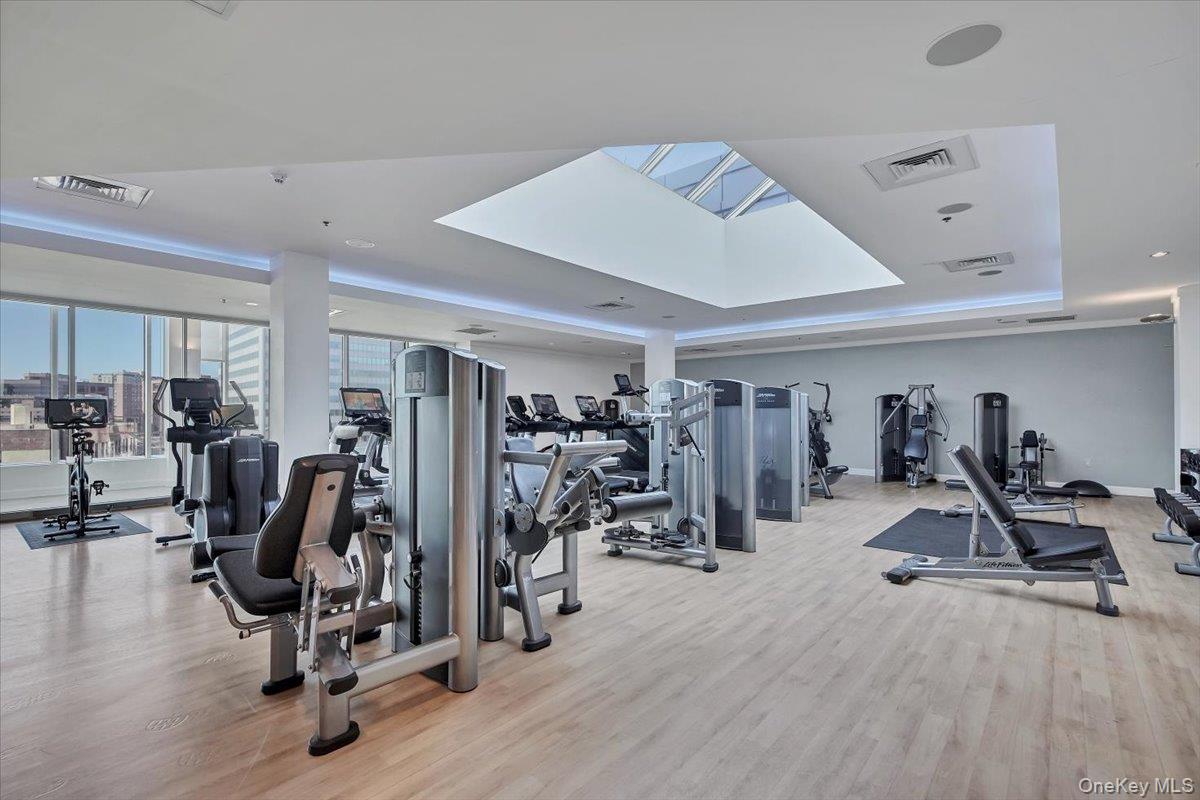 5 Renaissance Square, Unit 23C White Plains, NY 10601 - Photo 25 of 30