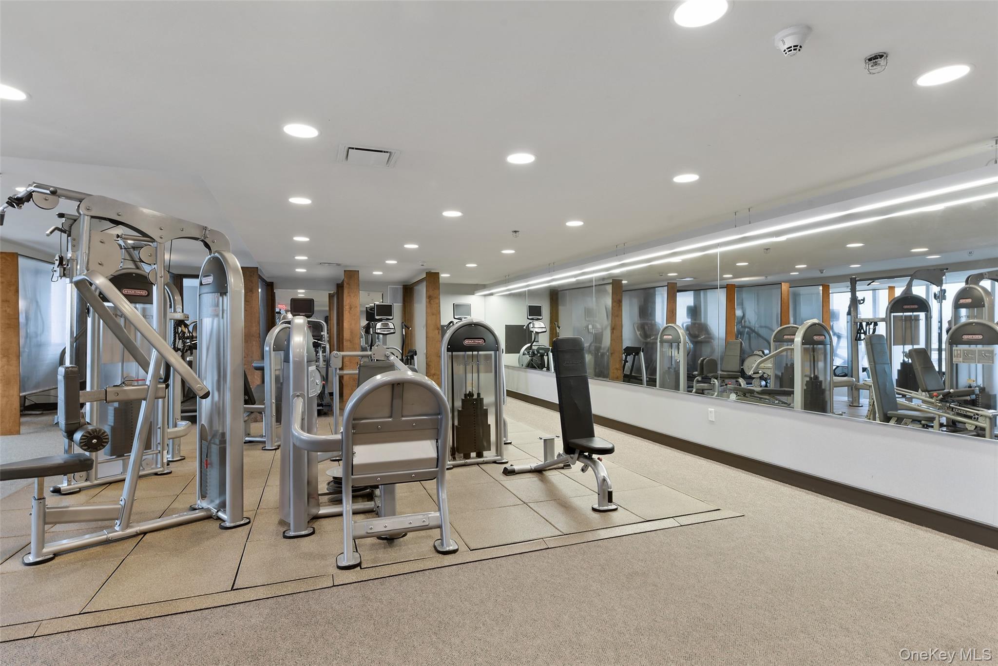 5 Renaissance Square, Unit 23C White Plains, NY 10601 - Photo 27 of 30