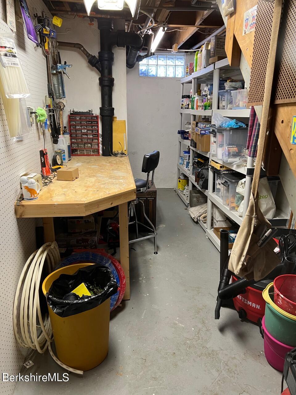 61 Eleanor Road Pittsfield, MA 01201 - Photo 20 of 39 LL Work SHop