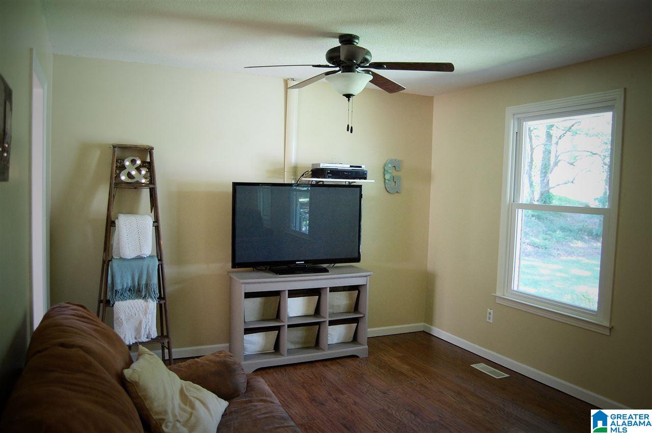271 Mountain Trail Warrior, AL 35180 - Photo 7 of 38