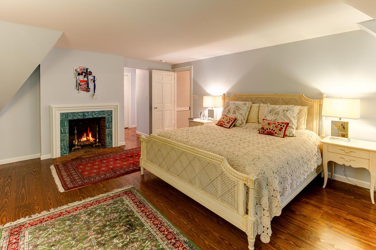 2369 Dorset Road Columbus, OH 43221 - Photo 19 of 36