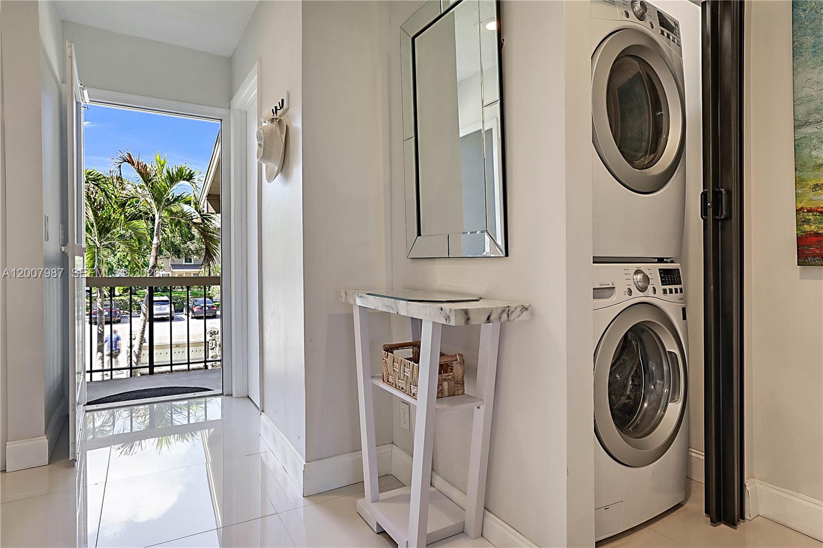 9169 Southeast Riverfront Terrace, Unit M Jupiter, FL 33469 - Photo 14 of 37 Inside full Stack W/D