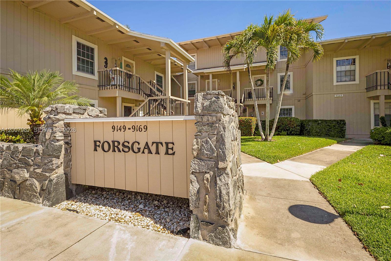 9169 Southeast Riverfront Terrace, Unit M Jupiter, FL 33469 - Photo 26 of 37 Cluster name Forsgate